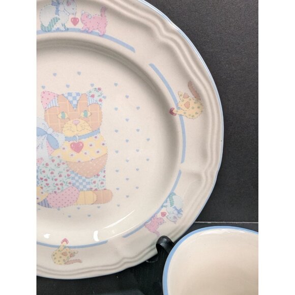 Vintage Tienshan Stoneware Calico Cat 8 Oz Coffee Mug and 7 3/4" Salad Plate - Picture 4 of 9